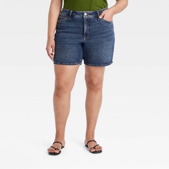 Women's High-Waisted Bermuda Jean
Shorts - Ava & Viv™. Plus Size 26. NWT! - Picture 1 of 6